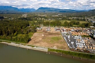 23296 River Rd, Maple Ridge, BC - VUE AÉRIENNE  vue de carte