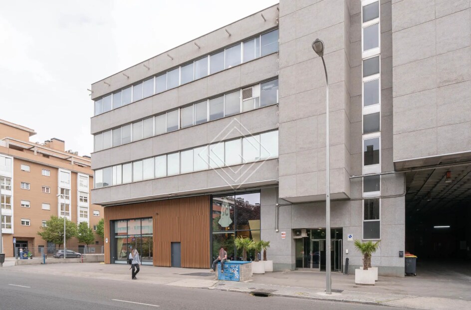 Bureau dans Madrid, Madrid à louer Photo principale– Image 1 sur 4