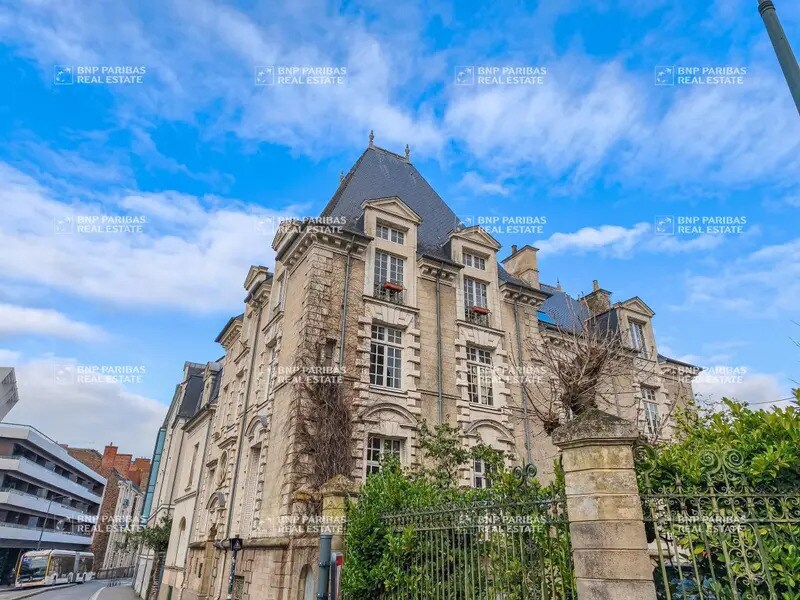 Bureau dans Rennes à louer Photo de l’immeuble– Image 1 sur 11