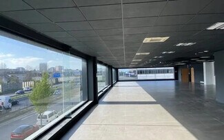 Plus de détails pour Bureau, Industriel/Logistique à louer