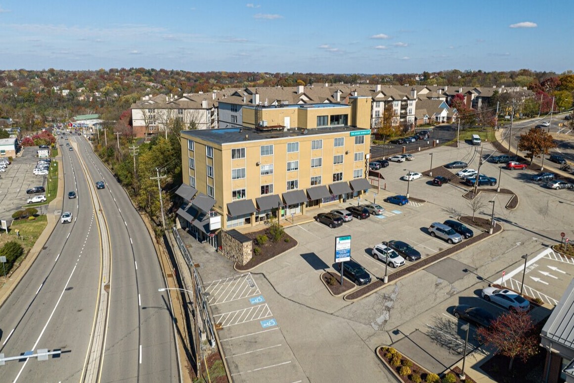 1699 Washington Rd, Pittsburgh, PA à louer Photo de l’immeuble– Image 1 sur 10