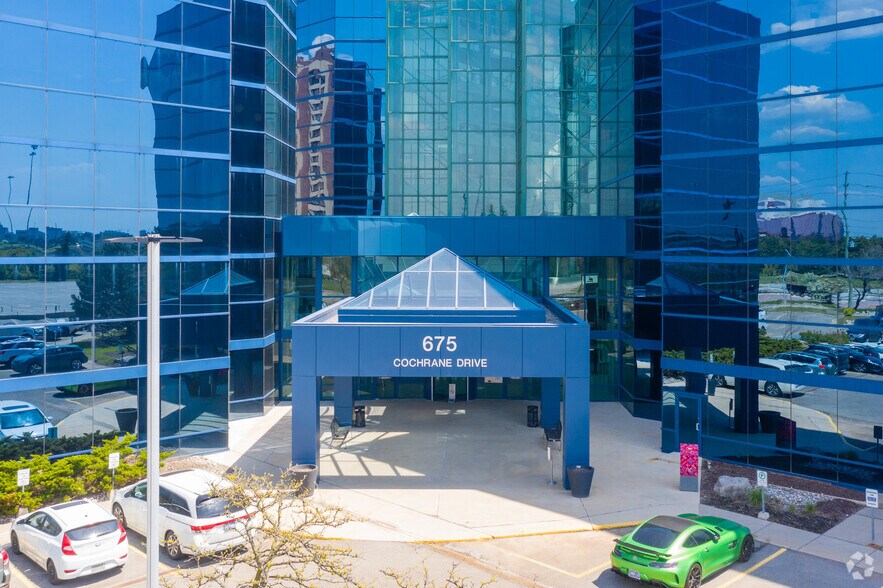 675 Cochrane Dr, Markham, ON à louer - Autre – Image 2 sur 11