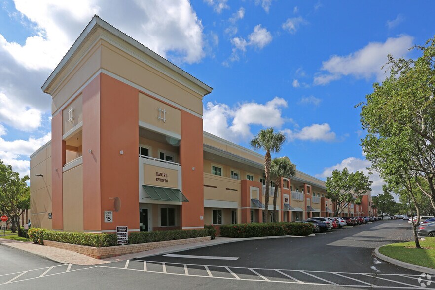 601 N Congress Ave, Delray Beach, FL à vendre - Photo principale – Image 1 sur 14