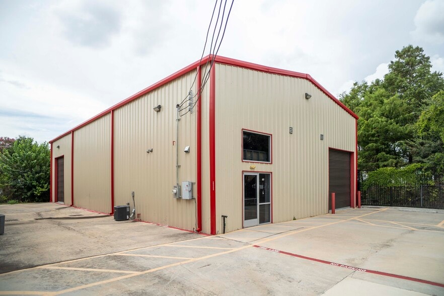 4006 Ade St, Houston, TX à louer - Photo de l’immeuble – Image 3 sur 20