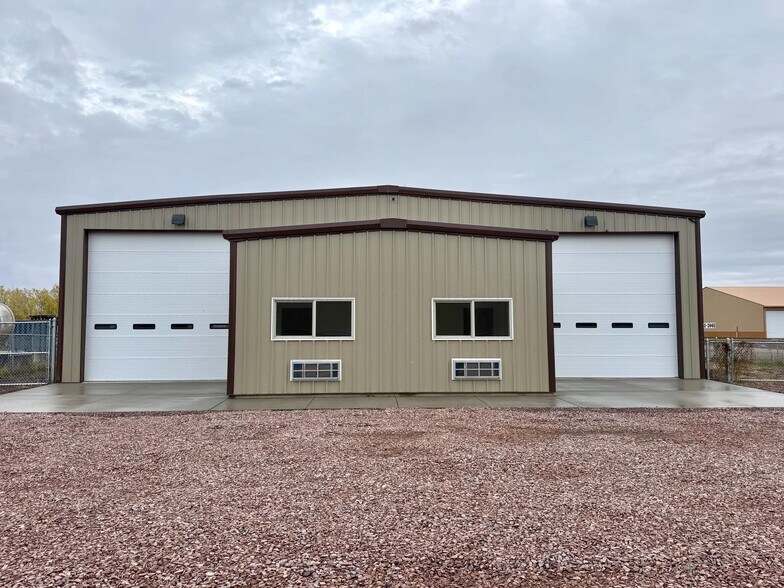 47116 Homefield Pl, Harrisburg, SD à louer - Photo principale – Image 1 sur 7