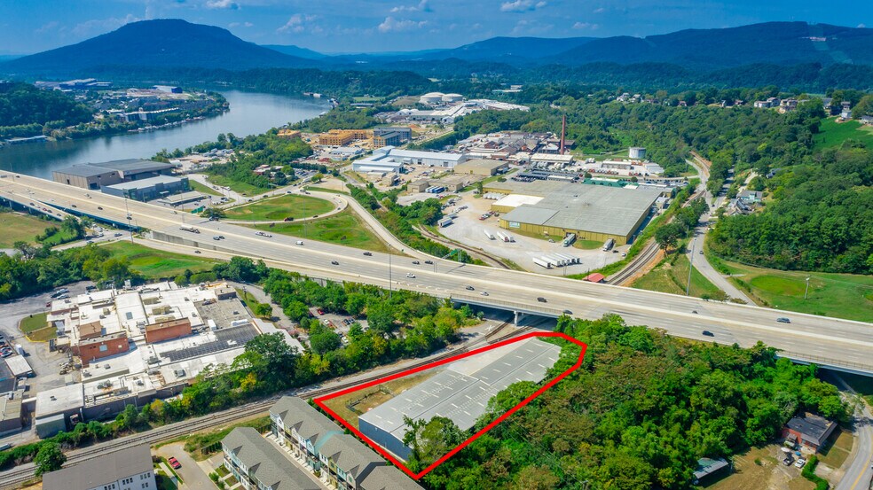 200 Powercorp Dr, Chattanooga, TN à louer - Photo de l’immeuble – Image 3 sur 23