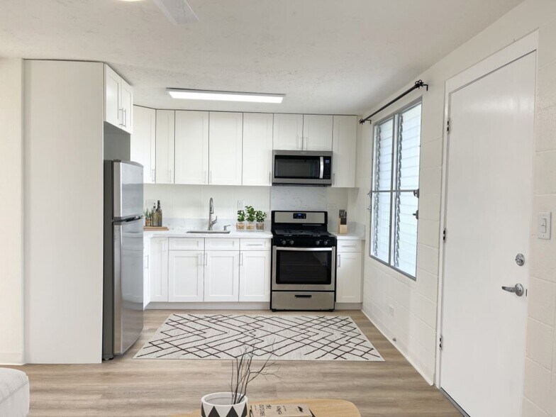 2848 Date St, Honolulu, HI à vendre - Photo de l’immeuble – Image 3 sur 13