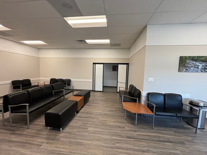 2503 Foresight Cir, Grand Junction, CO à vendre - Photo de l’immeuble – Image 3 sur 7