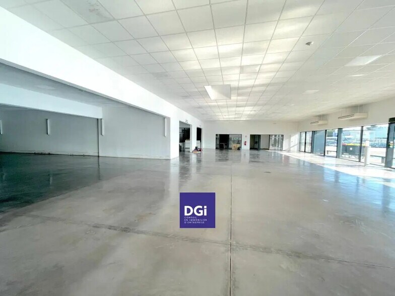 Local commercial dans Nîmes à louer - Photo intérieure – Image 3 sur 9