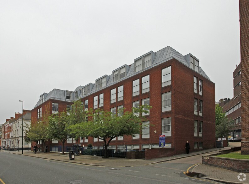 61-69 Derngate, Northampton à louer - Photo de l’immeuble – Image 2 sur 13