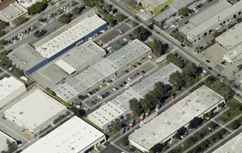 894-902 Commercial St, San Jose, CA à louer Photo de l’immeuble– Image 1 sur 1