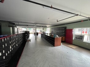 128 Main St, Chester, NJ à louer Photo intérieure– Image 1 sur 4