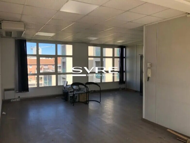 Bureau dans Marseille à louer - Photo de l’immeuble – Image 3 sur 6