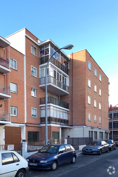 Calle Maestro Serrano, 27, Collado Villalba, Madrid à vendre - Photo de l’immeuble – Image 2 sur 3