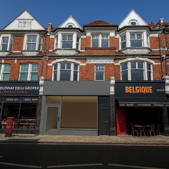 10 The Broadway, Woodford Green à louer - Photo de l’immeuble – Image 2 sur 2