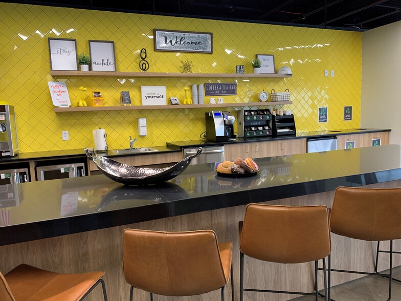 4050 W Ridge Rd, Rochester, NY à louer - Photo intérieure – Image 3 sur 13