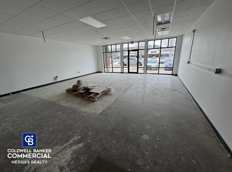 588 Boyson Rd NE, Cedar Rapids, IA à louer - Photo de l’immeuble – Image 2 sur 5