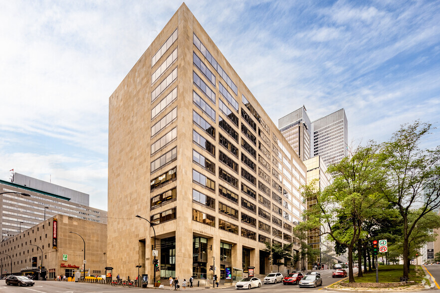 1060 Boul Robert-Bourassa, Montréal, QC à louer - Photo de l’immeuble – Image 1 sur 4