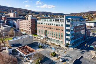 Plus de détails pour 306 S New St, Bethlehem, PA - Coworking à louer
