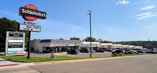 Plus de détails pour 300-400 SW 29th St, Topeka, KS - Local commercial à louer
