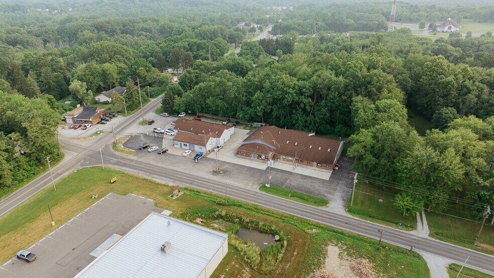 31-41 Waterloo Rd, Mogadore, OH à vendre - Photo de l’immeuble – Image 1 sur 17