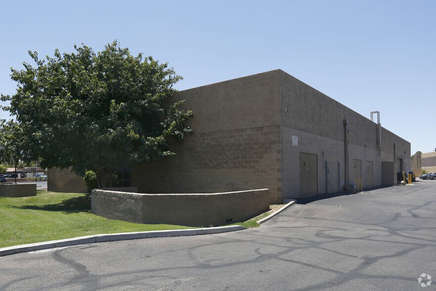 1848 E University Dr, Tempe, AZ à louer - Photo de l’immeuble – Image 3 sur 6