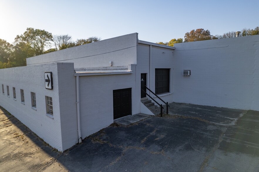 2003 Riverside Drive dr, Knoxville, TN à louer - Photo de l’immeuble – Image 3 sur 12