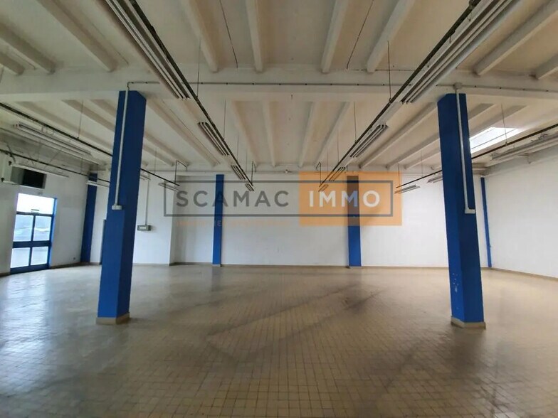 Industriel/Logistique dans Villebon-sur-Yvette à louer - Photo de l’immeuble – Image 1 sur 6