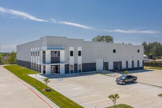 Plus de détails pour 13939 Service Center Dr, Tomball, TX - Industriel/Logistique à vendre