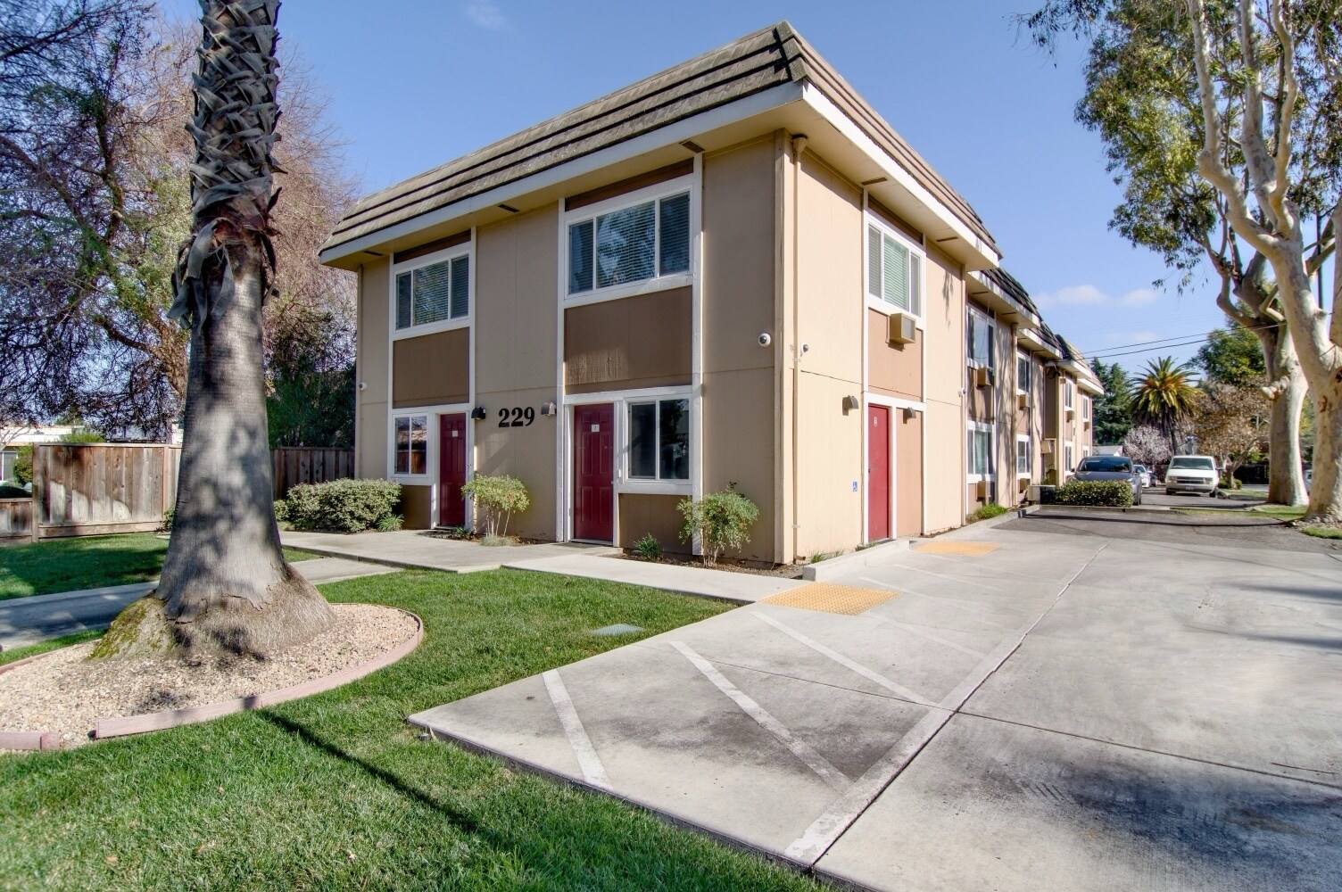 229 Polaris Ave, Mountain View, CA à louer Photo intérieure– Image 1 sur 8