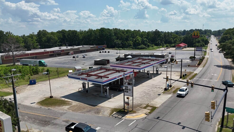 200 W Columbia Ave, Batesburg-Leesville, SC à vendre - Photo de l’immeuble – Image 2 sur 10