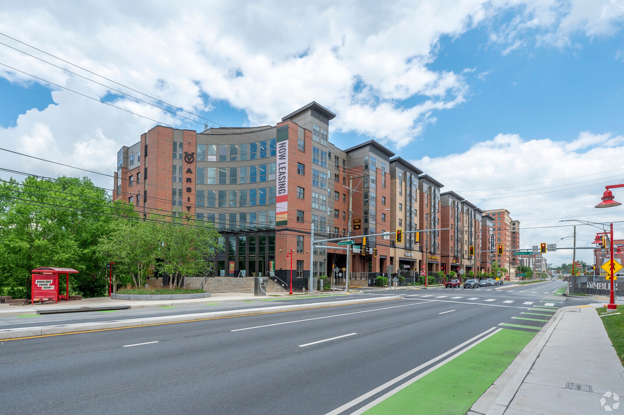 8150 Baltimore Ave, College Park, MD à louer Photo principale– Image 1 sur 35