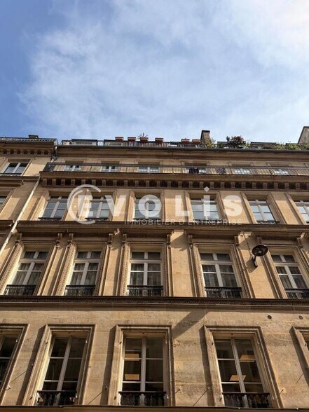 Bureau dans Paris à vendre - Photo de l’immeuble – Image 1 sur 9
