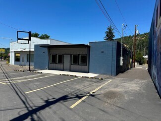 Plus de détails pour 48017 Highway 58, Oakridge, OR - Local commercial à vendre