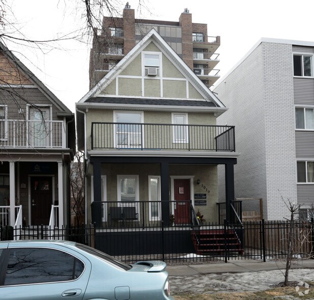 1019 13th Ave SW, Calgary, AB à vendre - Photo de l’immeuble – Image 2 sur 23