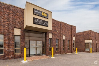 1248-1360 Rue Beaulac, Saint-Laurent, QC à louer Photo de l’immeuble– Image 1 sur 4