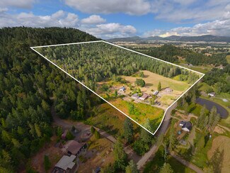 Plus de détails pour 1329 Larson Rd, Roseburg, OR - Spécialisé à vendre