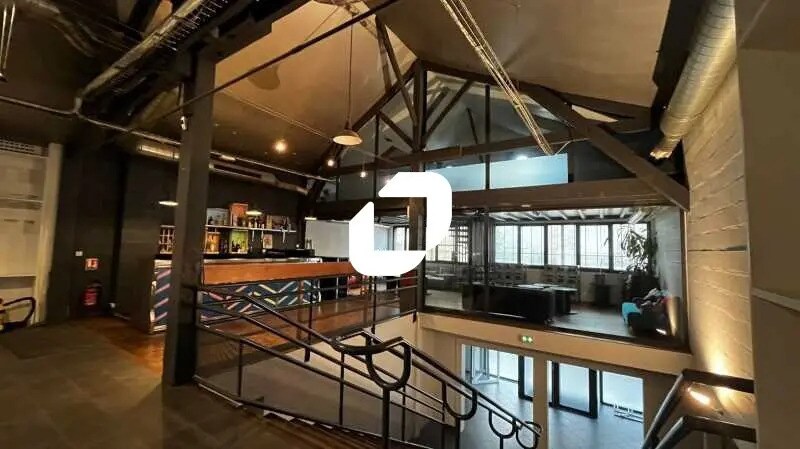 Bureau dans Paris à louer - Hall d’entrée – Image 3 sur 11