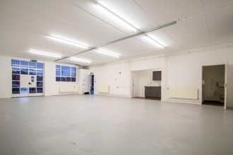 380 Chester Rd, Manchester à louer Photo intérieure– Image 2 sur 4