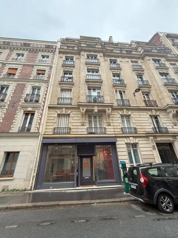 Plus de détails pour Local commercial à vendre