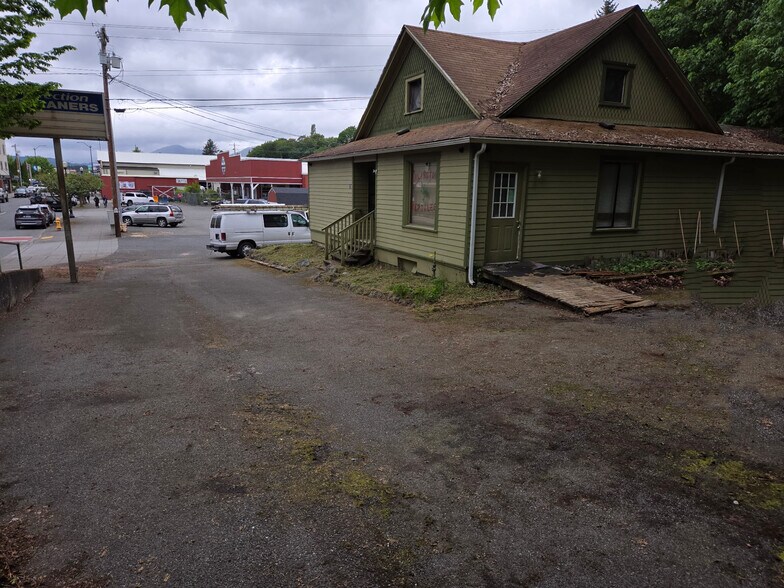 201 S Olympic Ave, Arlington, WA à vendre - Photo de l’immeuble – Image 2 sur 4