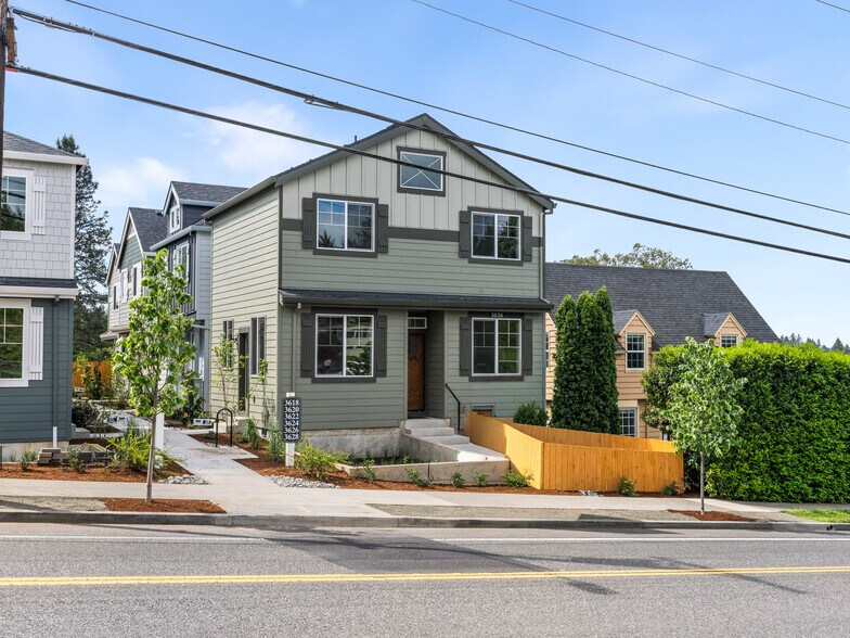 3616 SW Vermont St, Portland, OR à vendre - Photo de l’immeuble – Image 2 sur 17