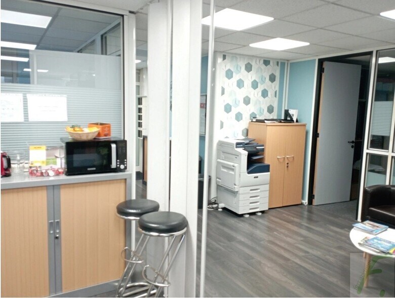 Bureau dans Grenoble à louer - Photo intérieure – Image 3 sur 5