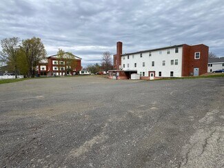 Plus de détails pour 45 School St, Houlton, ME - Bureau/Médical à louer