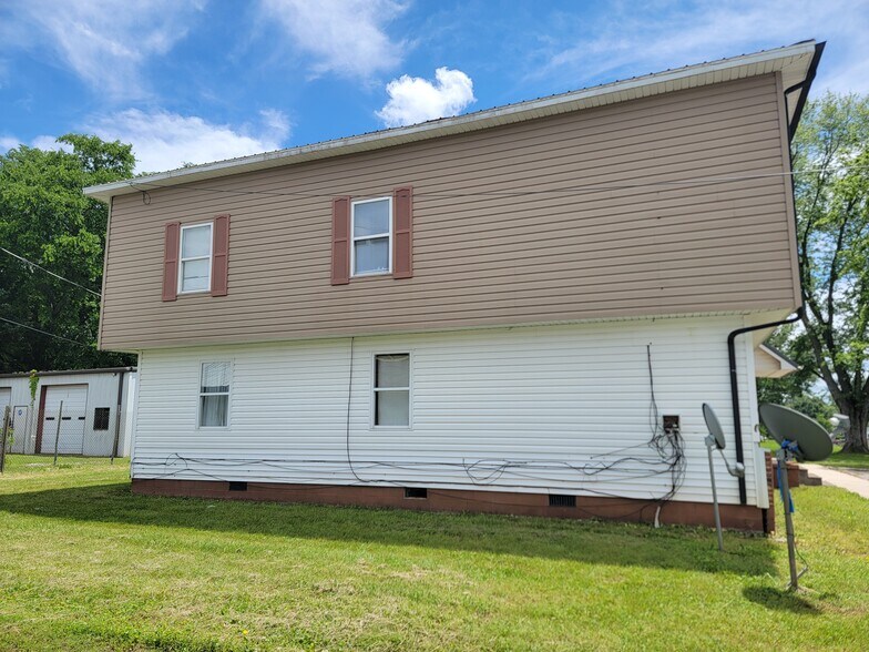 103 White St, McMinnville, TN à vendre - Photo de l’immeuble – Image 2 sur 15