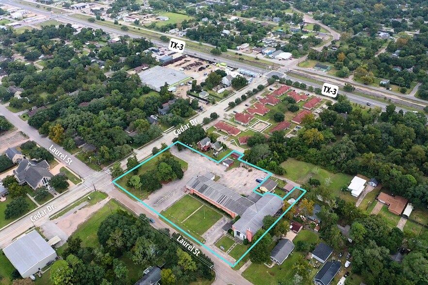 821 Laurel St, La Marque, TX à vendre - Photo de l’immeuble – Image 1 sur 23