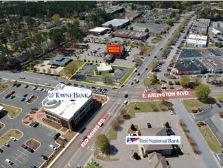 Plus de détails pour 700 E Arlington Blvd, Greenville, NC - Local commercial à louer