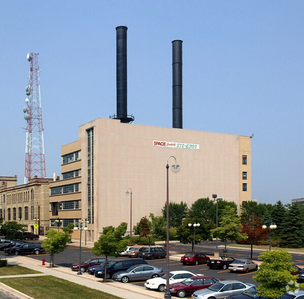 1542 N 2nd St, Milwaukee, WI à louer - Photo de l’immeuble – Image 2 sur 3