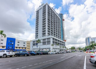 Plus de détails pour 1720 Harrison St, Hollywood, FL - Bureau à louer
