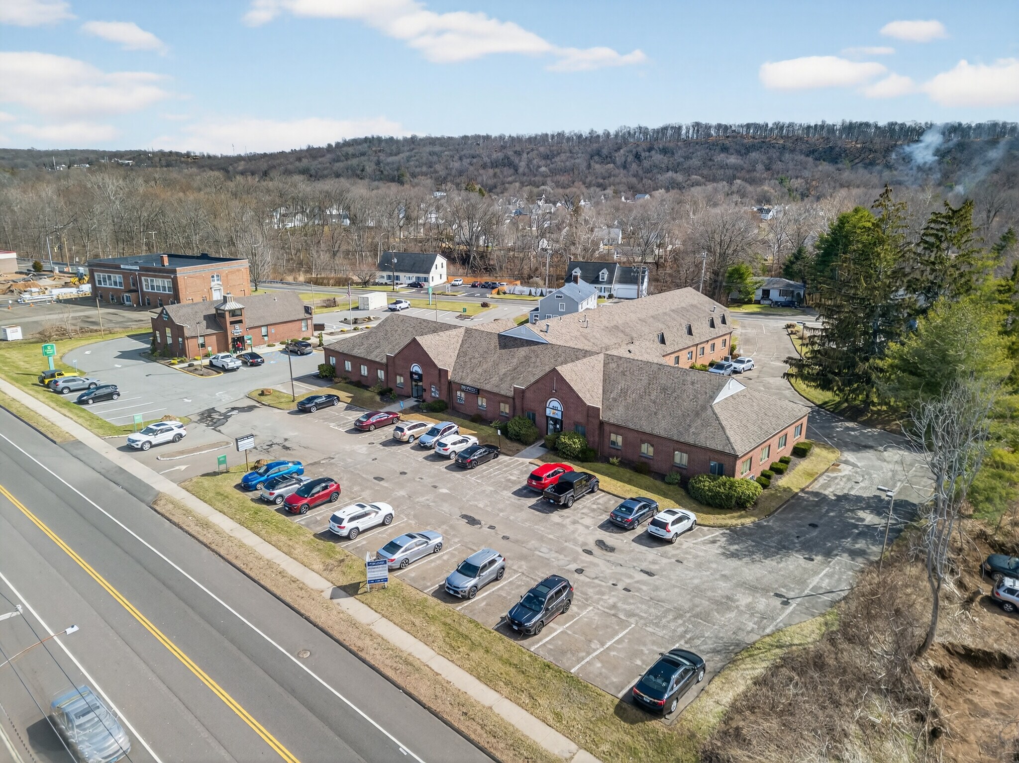 444 Foxon Rd, East Haven, CT à vendre Photo de l’immeuble– Image 1 sur 44